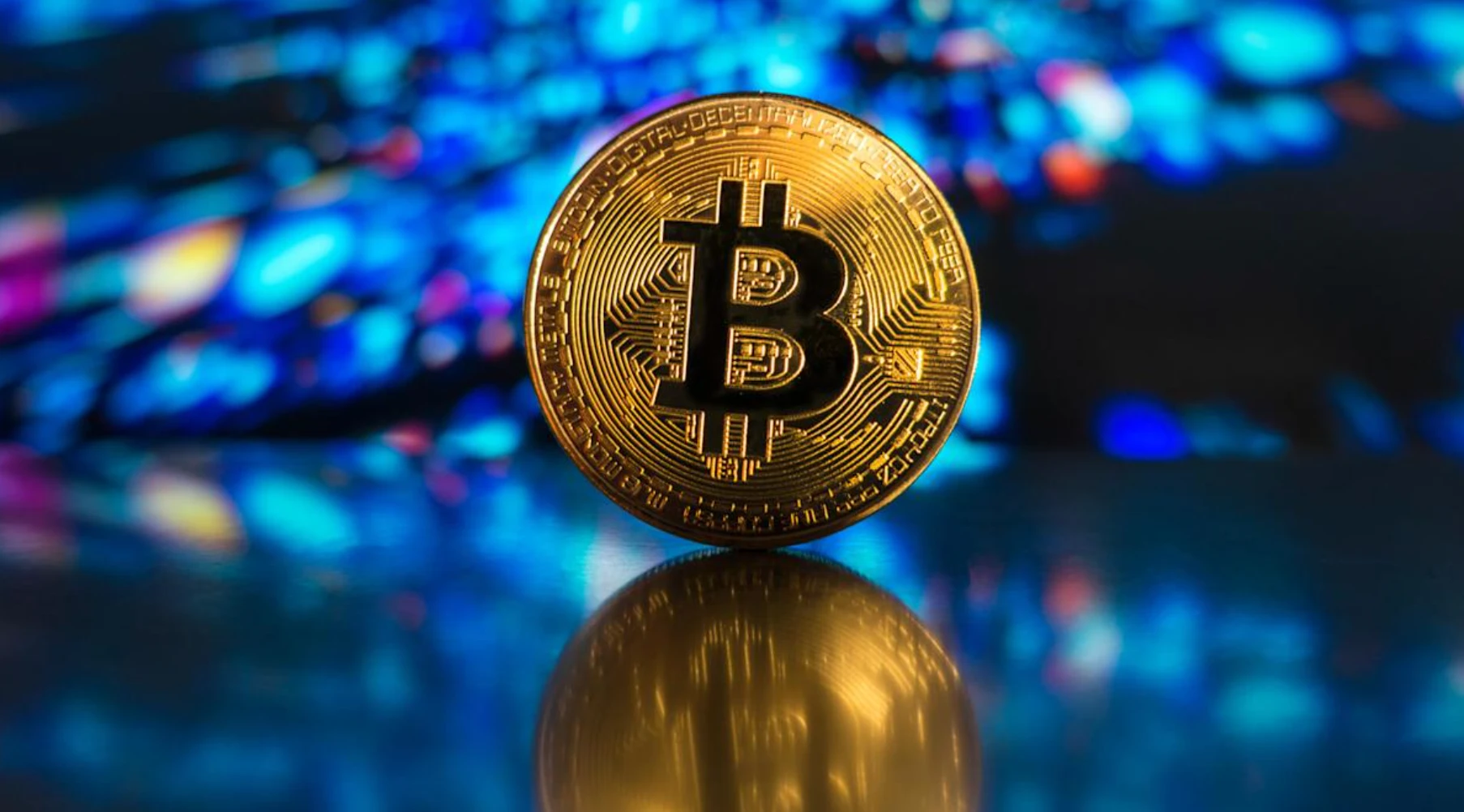 企业加密配置浪潮？上市公司BTC持仓引合规争议？